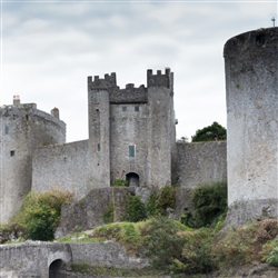 Ontdek de magie van Cahir Castle: Een reis door de geschiedenis van Ierland