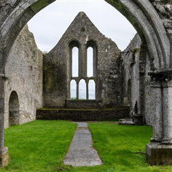 Ontdek de Magie van Sligo Abbey: Een Historisch Juweeltje in Ierland